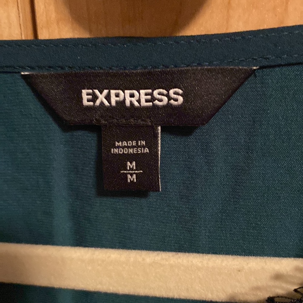 Express blouse - Picture 2 of 4